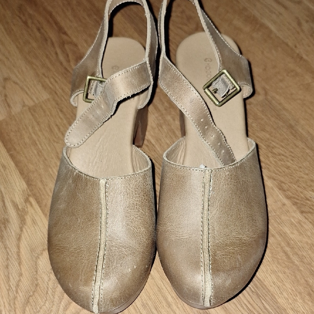 Chocolat Blu Tan Leather Sz 7.5
